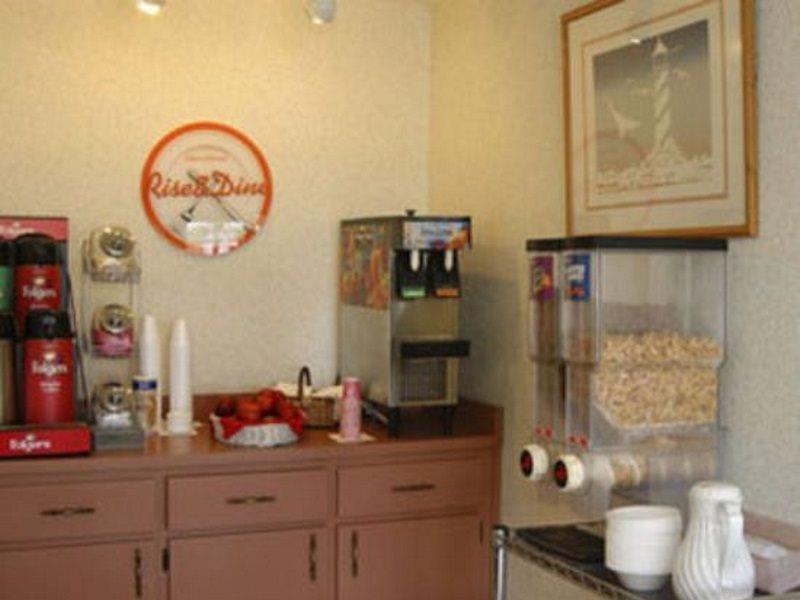 Howard Johnson by Wyndham Vero Beach/I-95 Exterior foto